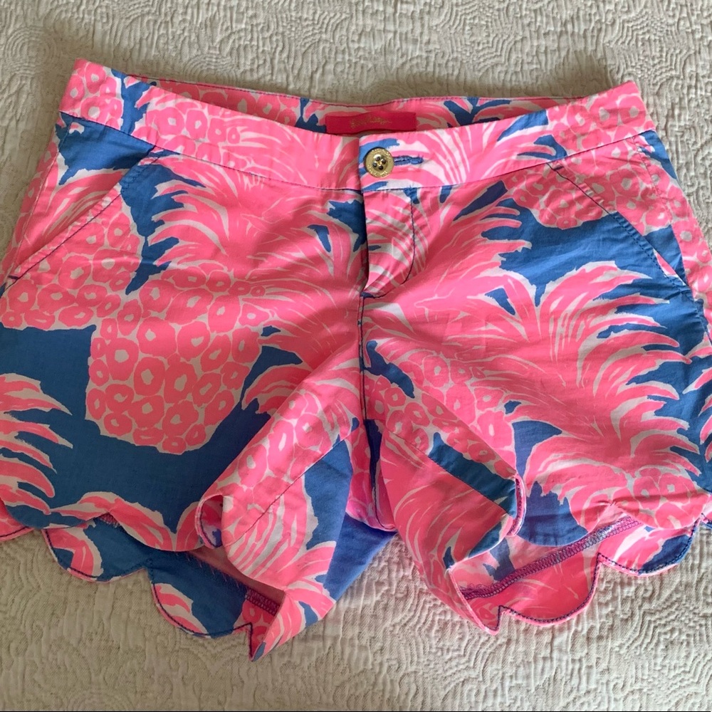 Lily Pulitzer shorts-size 4